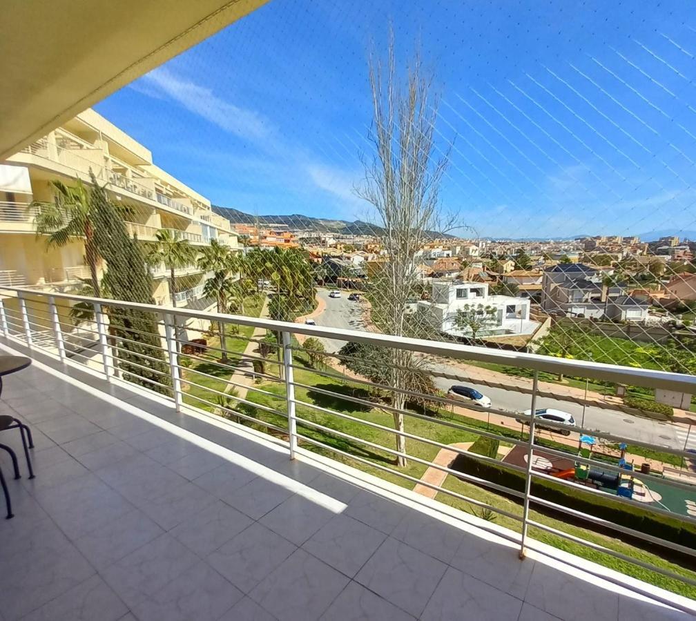 Amplio, Luminoso Y Moderno Apartamento Con Amplia Terraza Y Hermosas Vistas En Exclusiva Urbanizacion Benalmádena Exterior foto